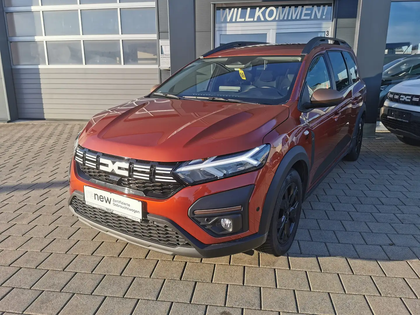 Dacia Jogger TCe 110 Extreme+ 7-Sitzer [Navi*LED*Kamera*SHZ] Braun - 1