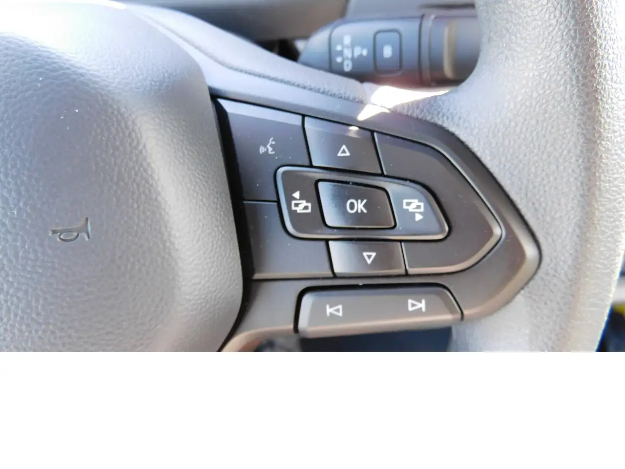 Volkswagen T7 Transporter Elektro 1-Gang 3 Sitze Navi Klima, миниатюра 21