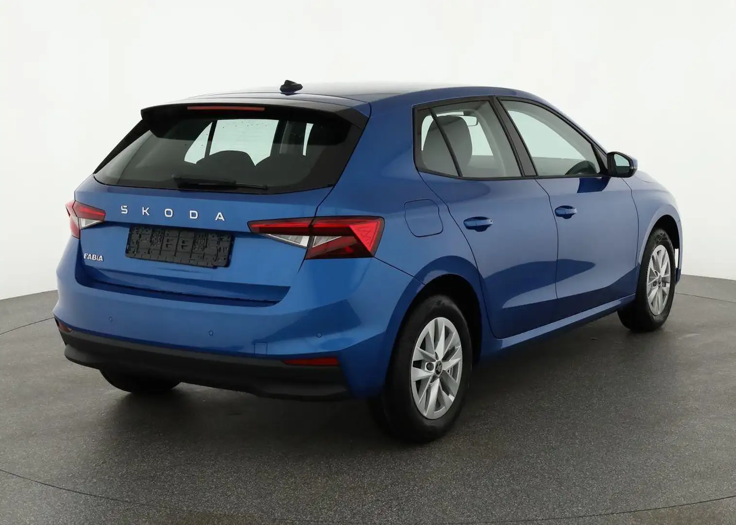 Skoda Fabia Selection 1.0 MPI 130 Jahre, Kamera, LED, Winte... Bleu - 2