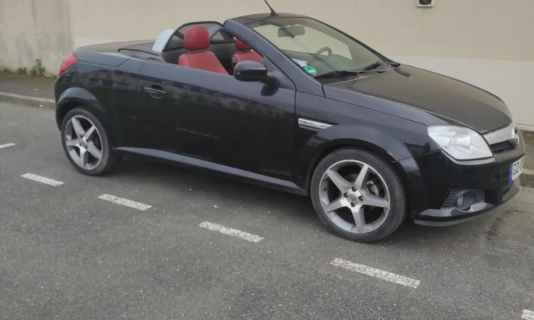 Opel Tigra Tigra cab 1.4 - 90 Twinport Linea Rossa Noir - 1