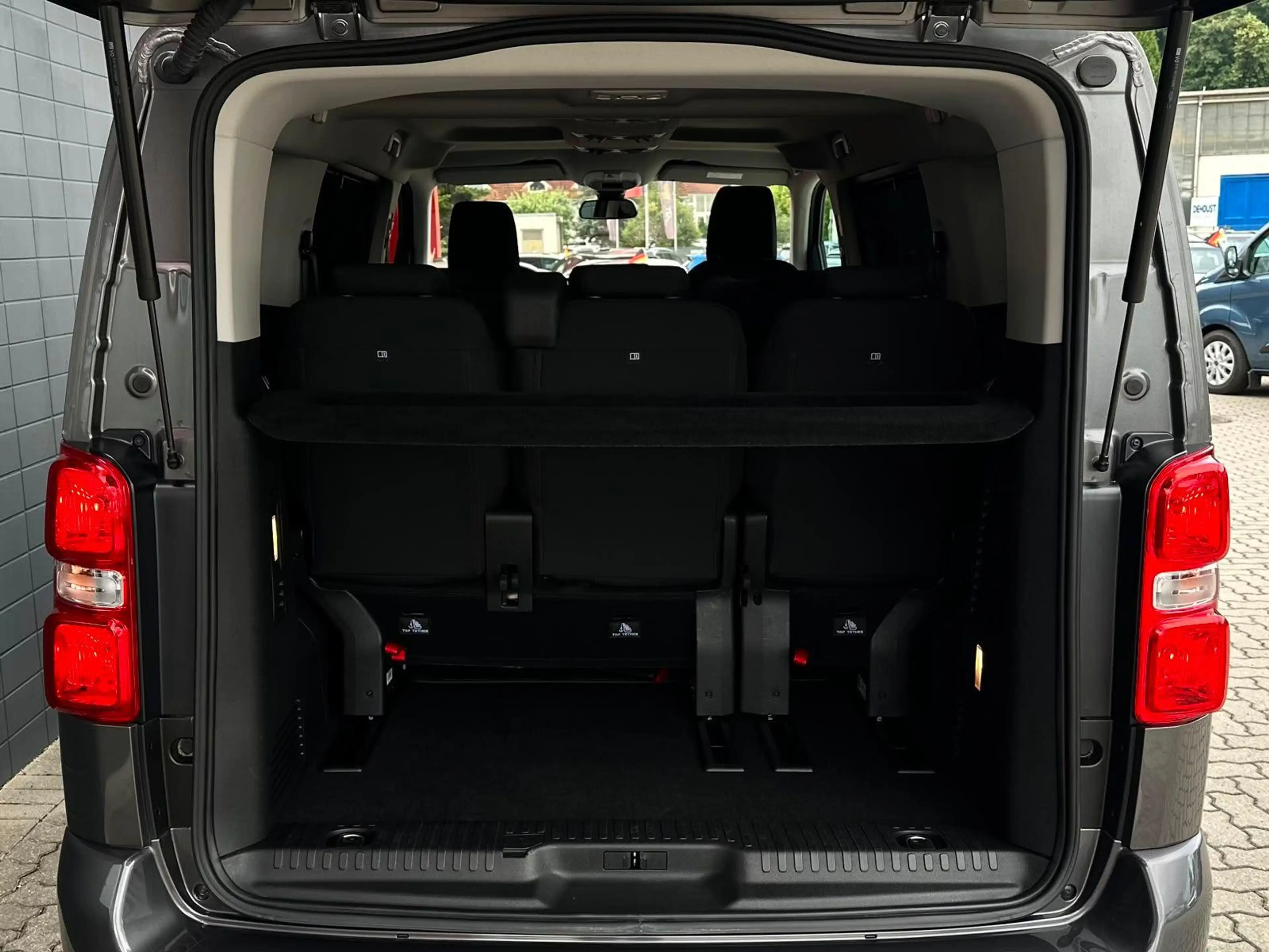 Citroen Spacetourer 2.0BHDI FEEL M L2 8SITZE#SHZ#NAV#XEN — photo 7