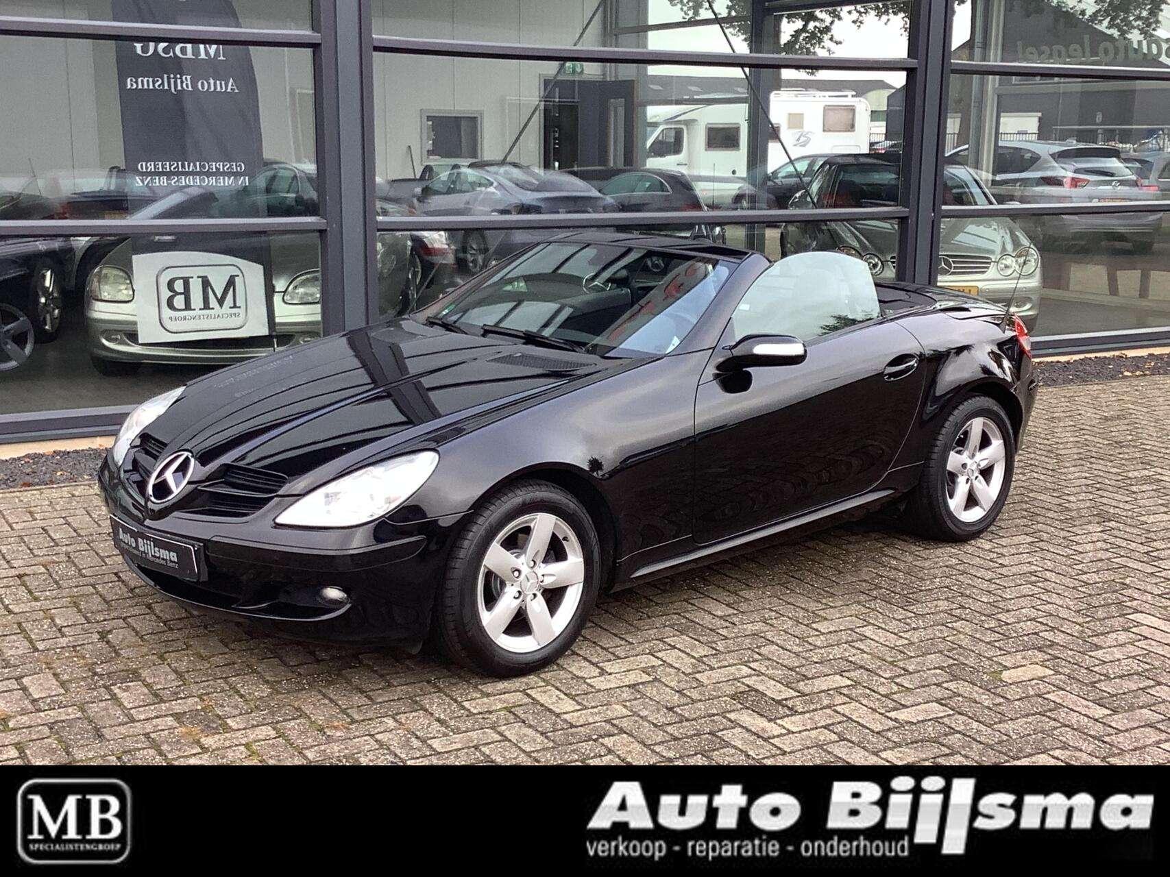 Mercedes-Benz SLK 200