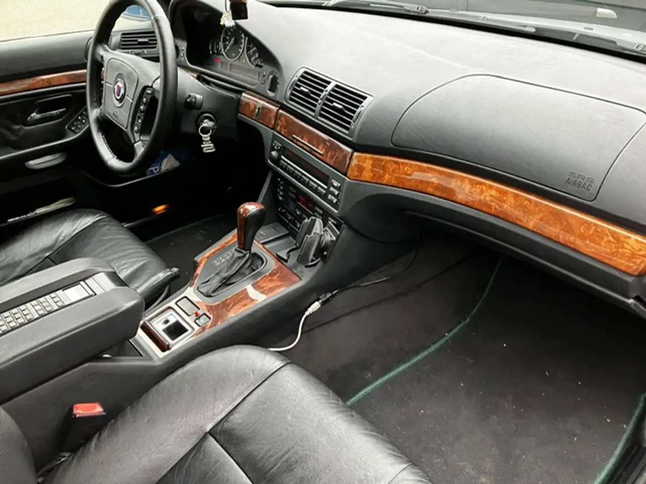 BMW 528 528i Executive, foto 4