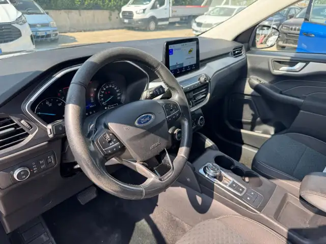 Ford Kuga view 6