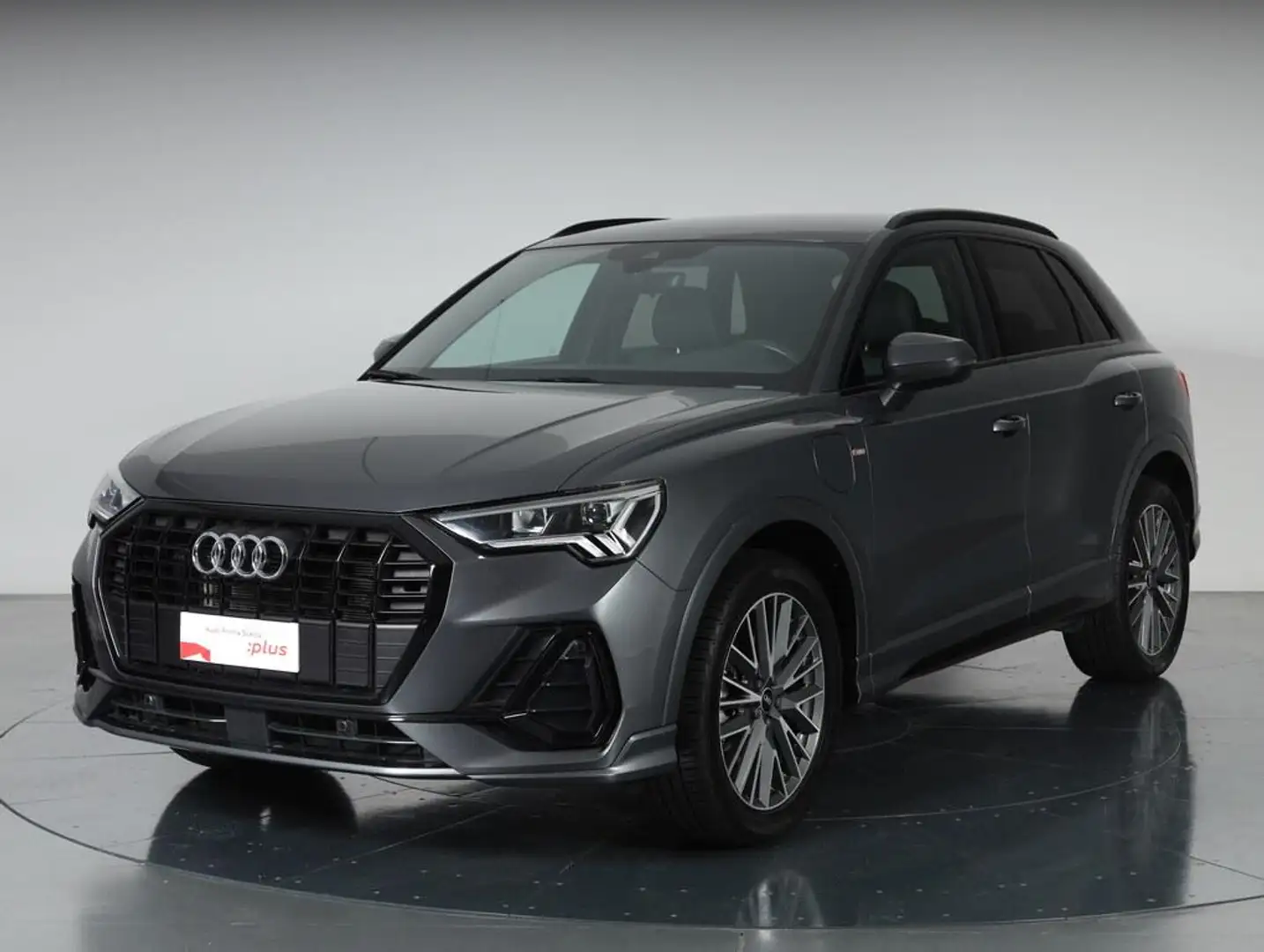 Audi Q3 45 1.4 tfsi e S Line Edition s-tronic Grigio - 1