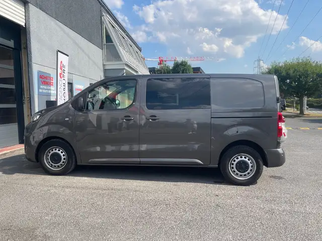 Peugeot Expert view 5