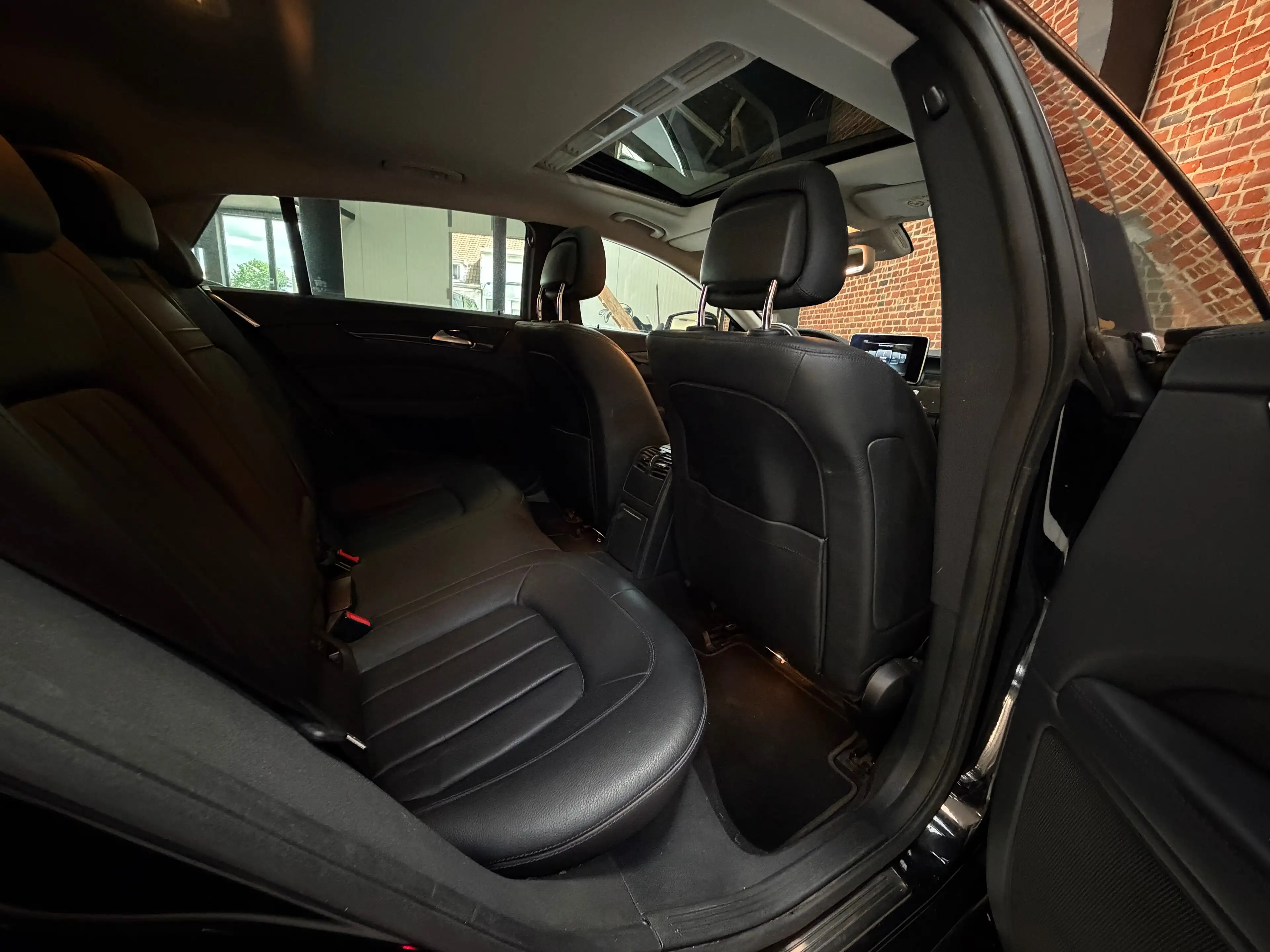 Mercedes-Benz CLS 220 BlueTEC Euro 6 — photo 12