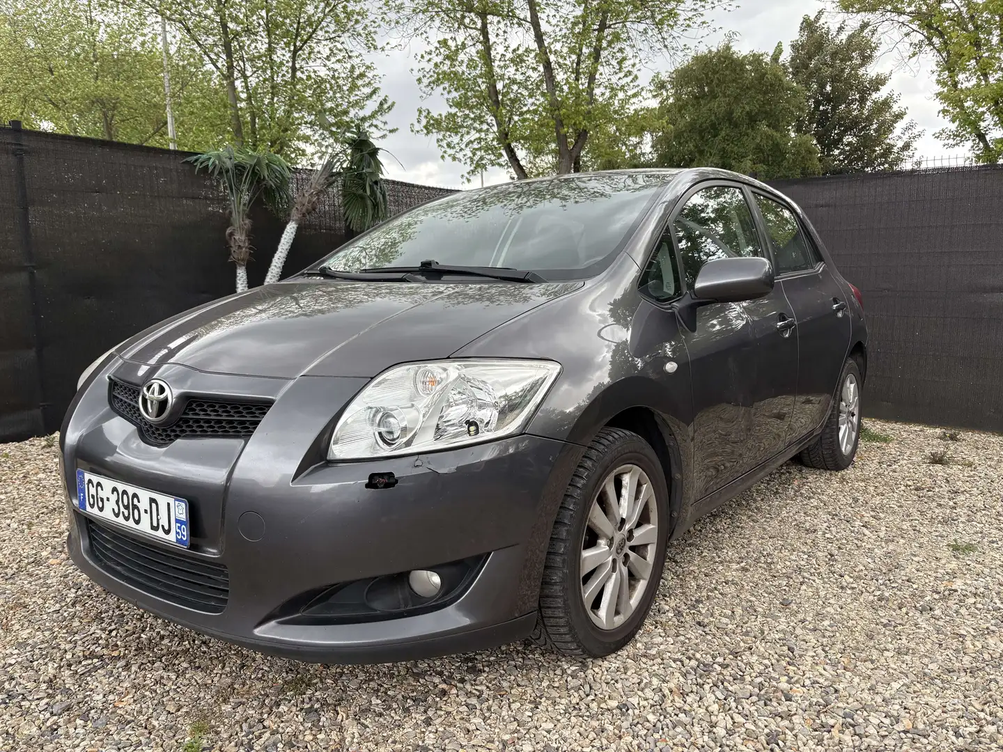 Toyota Auris 2.0 D-4D Linea Sol  MARCHAND OU EXPORT Grigio - 2