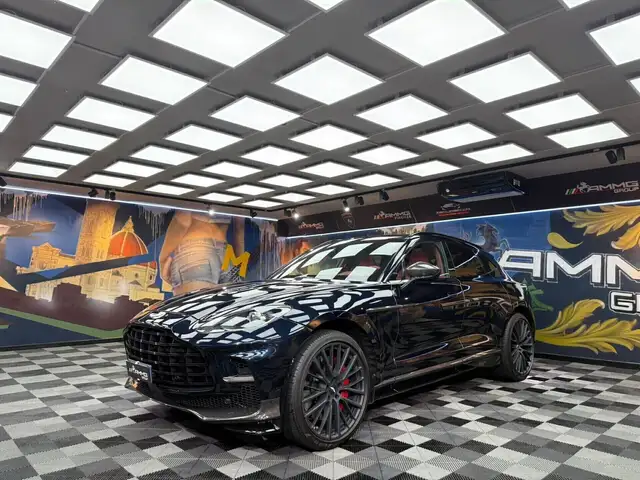 Aston Martin DBX DBX707