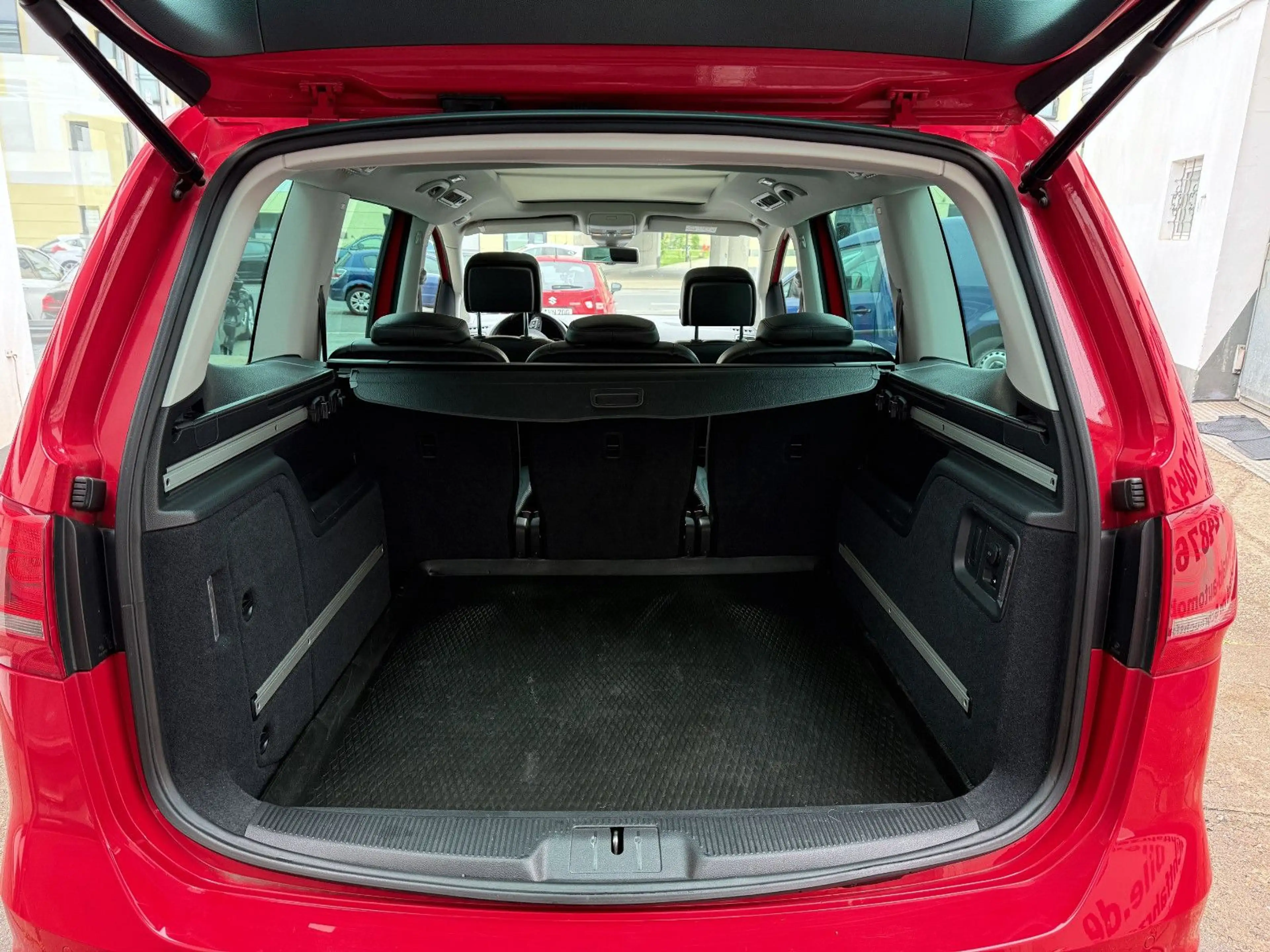 Volkswagen Sharan 2.0 TDI DSG Highl. LEDER/PANO/KAMERA/LED — photo 15