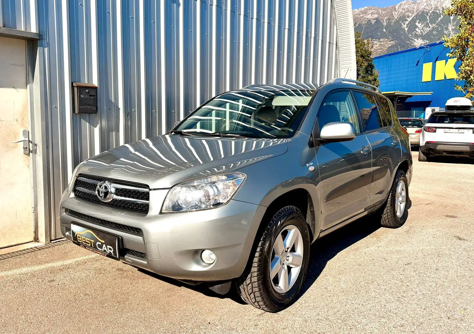 Toyota RAV4 2.2 D-4 4WD Grün - 1