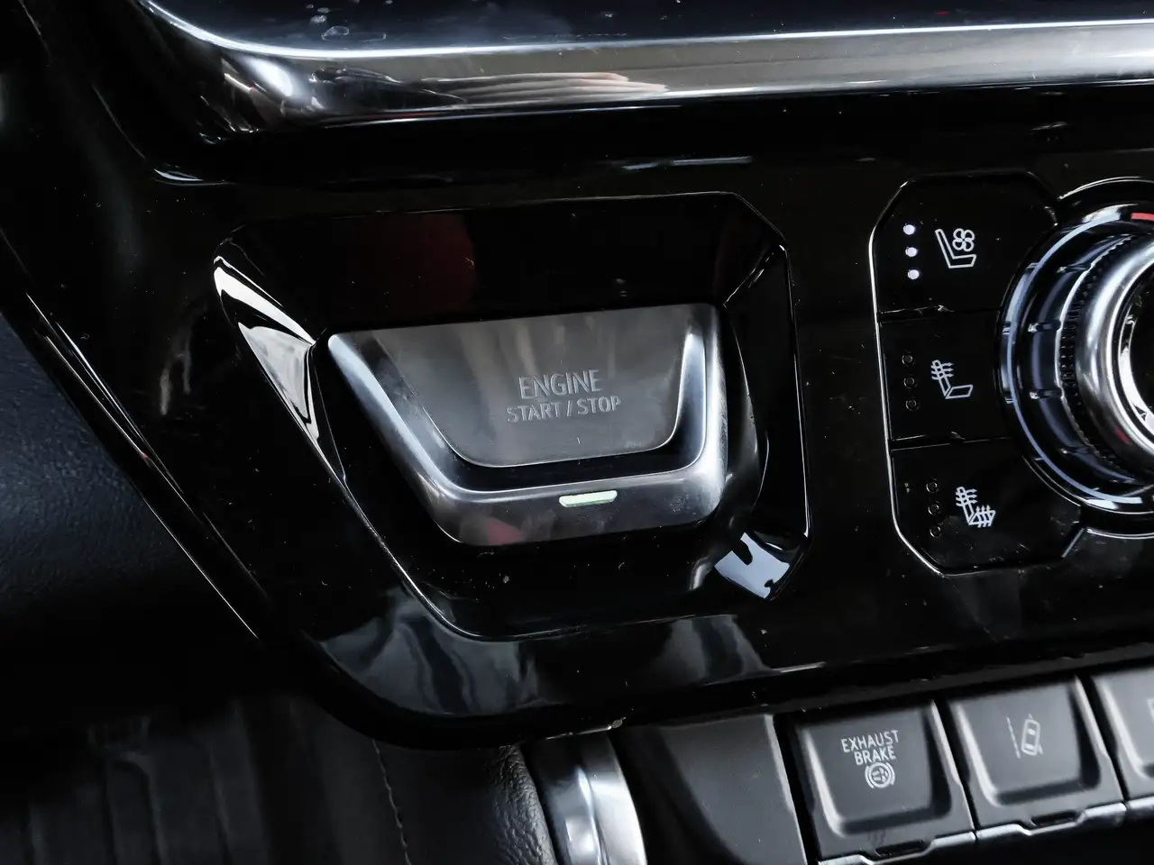 GMC Sierra 3500HD fotografie GMC Sierra 3500HD