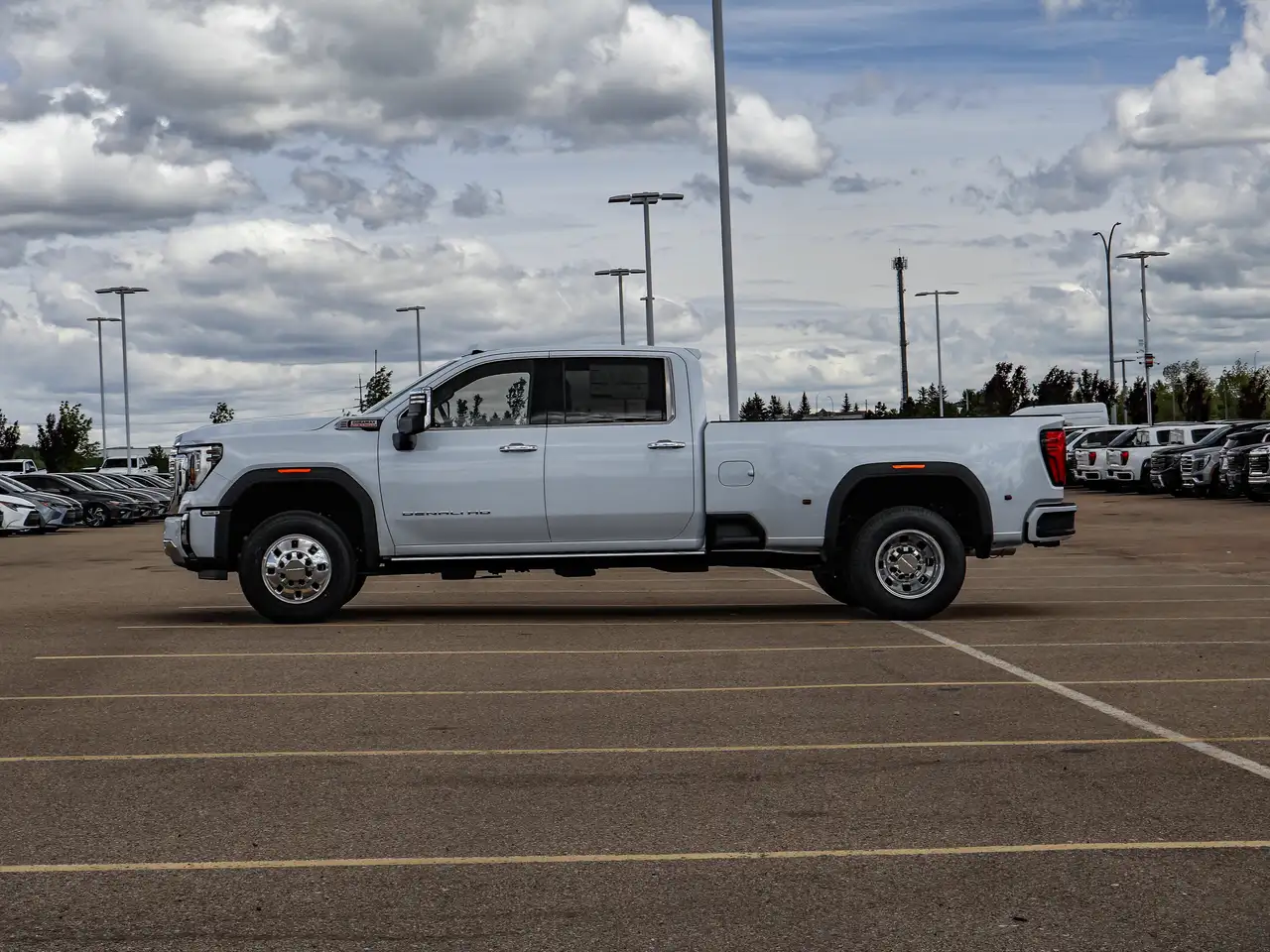 GMC Sierra 3500HD fotografie GMC Sierra 3500HD