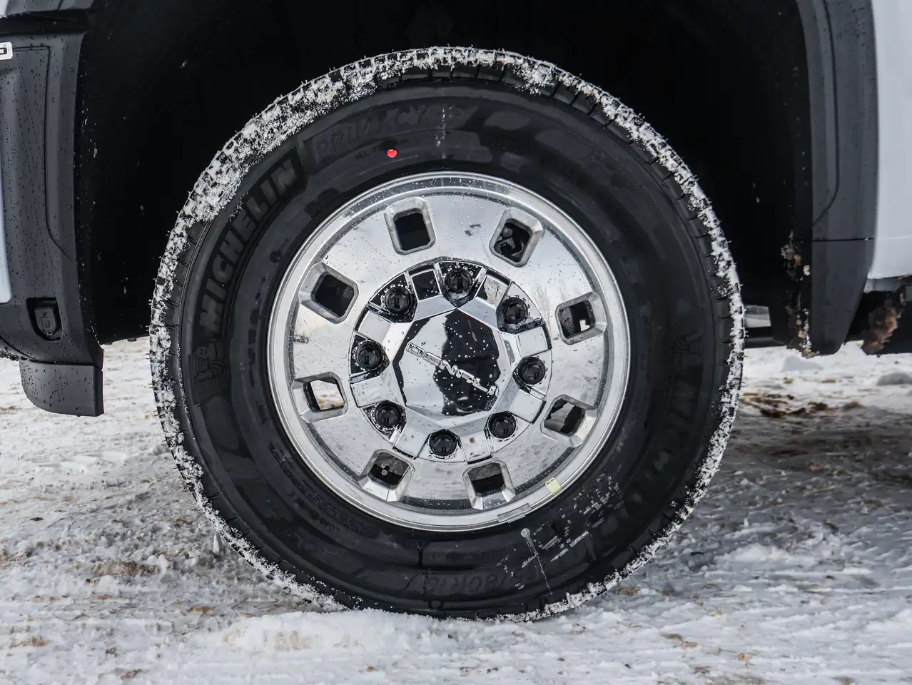 GMC Sierra 3500HD снимка GMC Sierra 3500HD