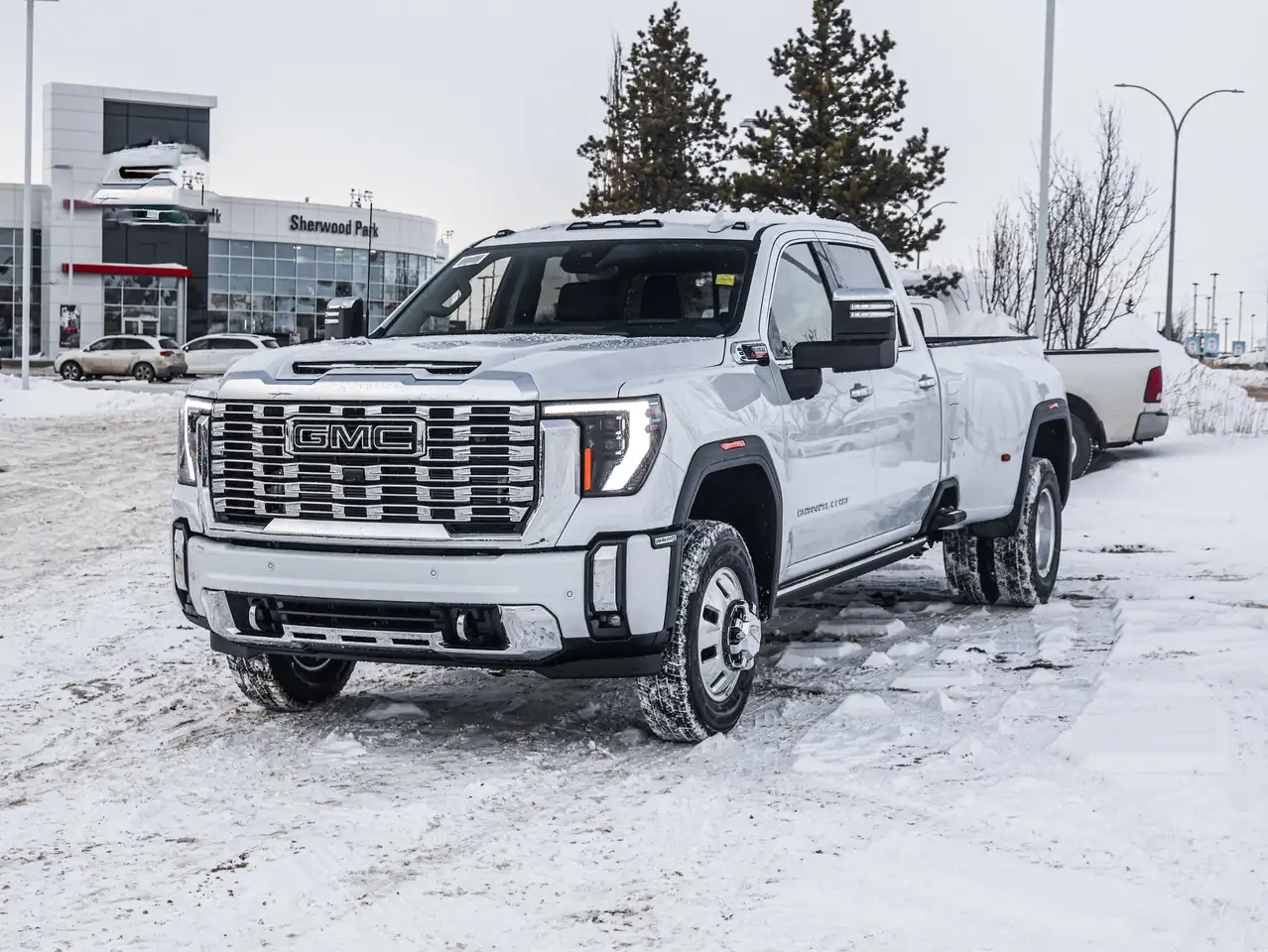 GMC Sierra 3500HD снимка GMC Sierra 3500HD
