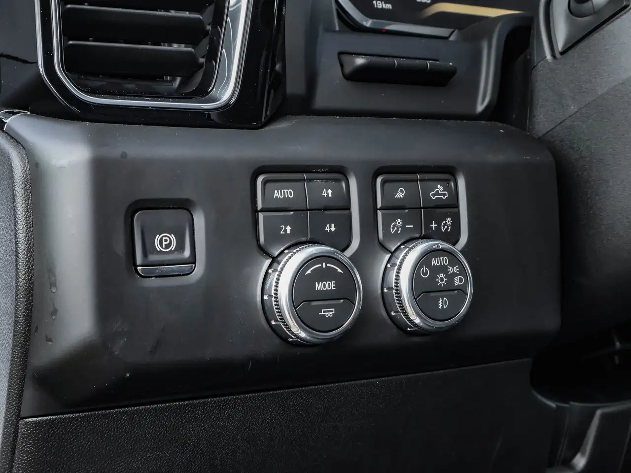 GMC Sierra 3500HD fotografie GMC Sierra 3500HD