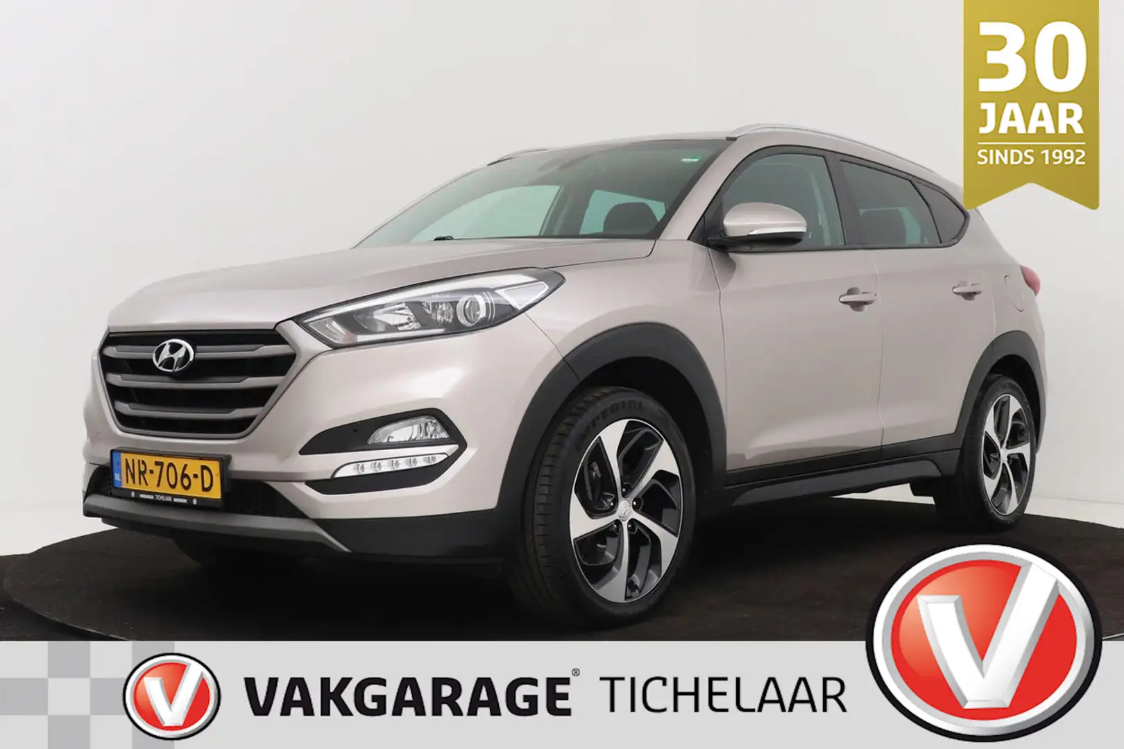 Hyundai TUCSON 1.6 GDi Anniversary Edition | Org NL | Climate Con Zilver - 1