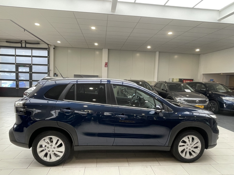 Suzuki S-Cross 1.4 Boosterjet SmartHybride Select [ CAMERA I CARP — photo 9