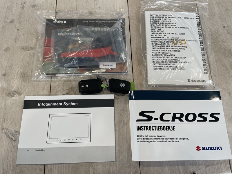 Suzuki S-Cross 1.4 Boosterjet SmartHybride Select [ CAMERA I CARP — photo 19