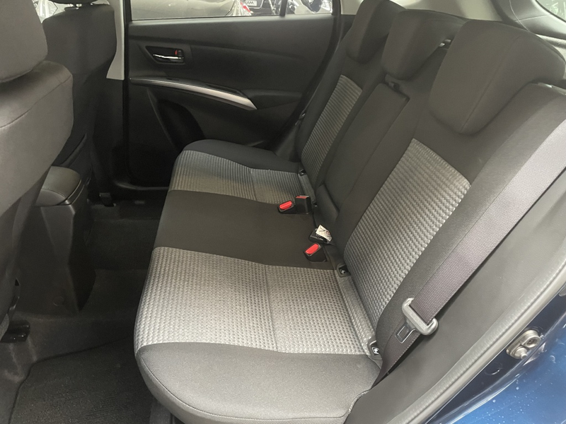 Suzuki S-Cross 1.4 Boosterjet SmartHybride Select [ CAMERA I CARP — photo 6