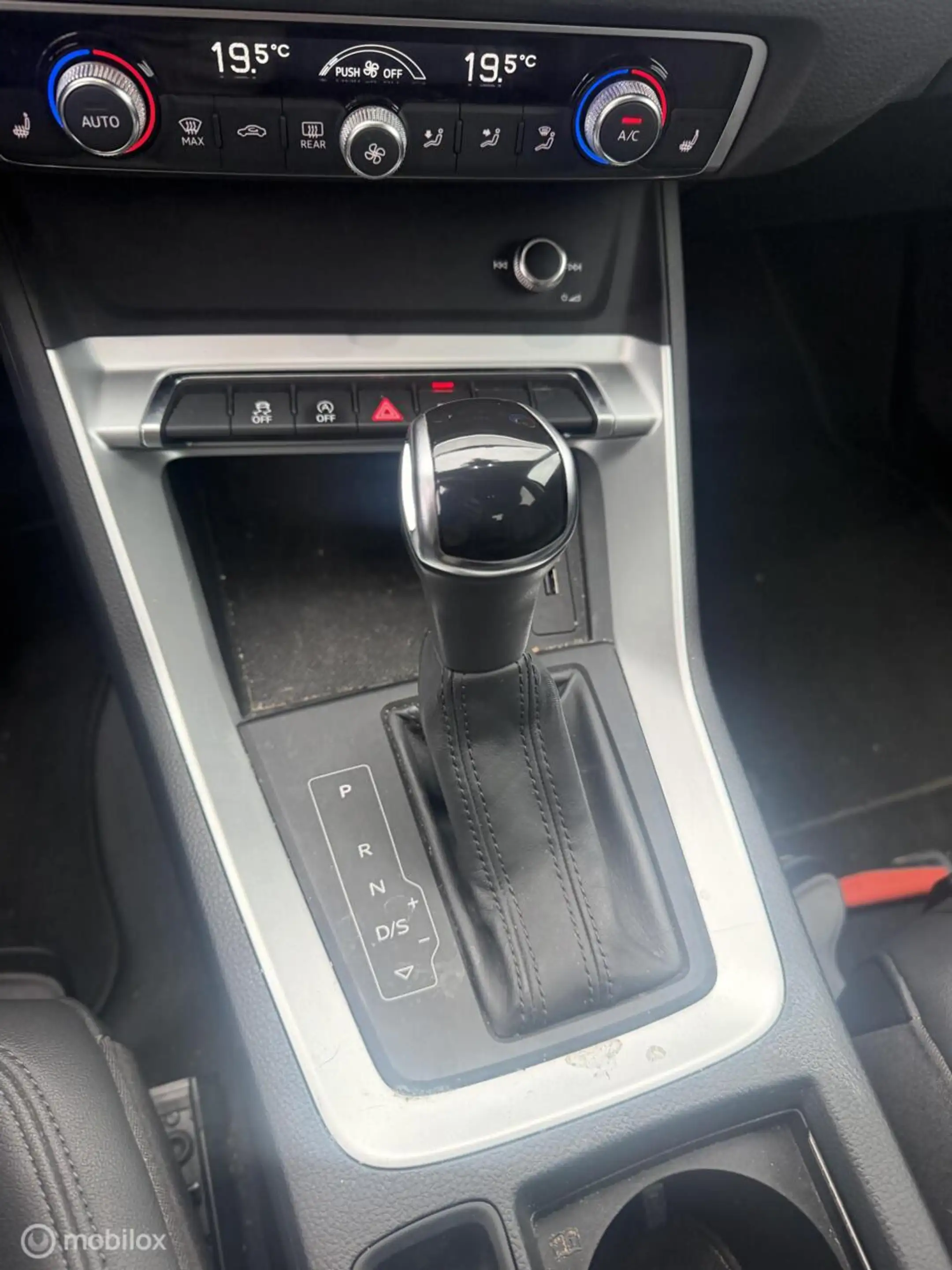 Audi Q3 35 TFSI S Line Pro Line S — photo 10