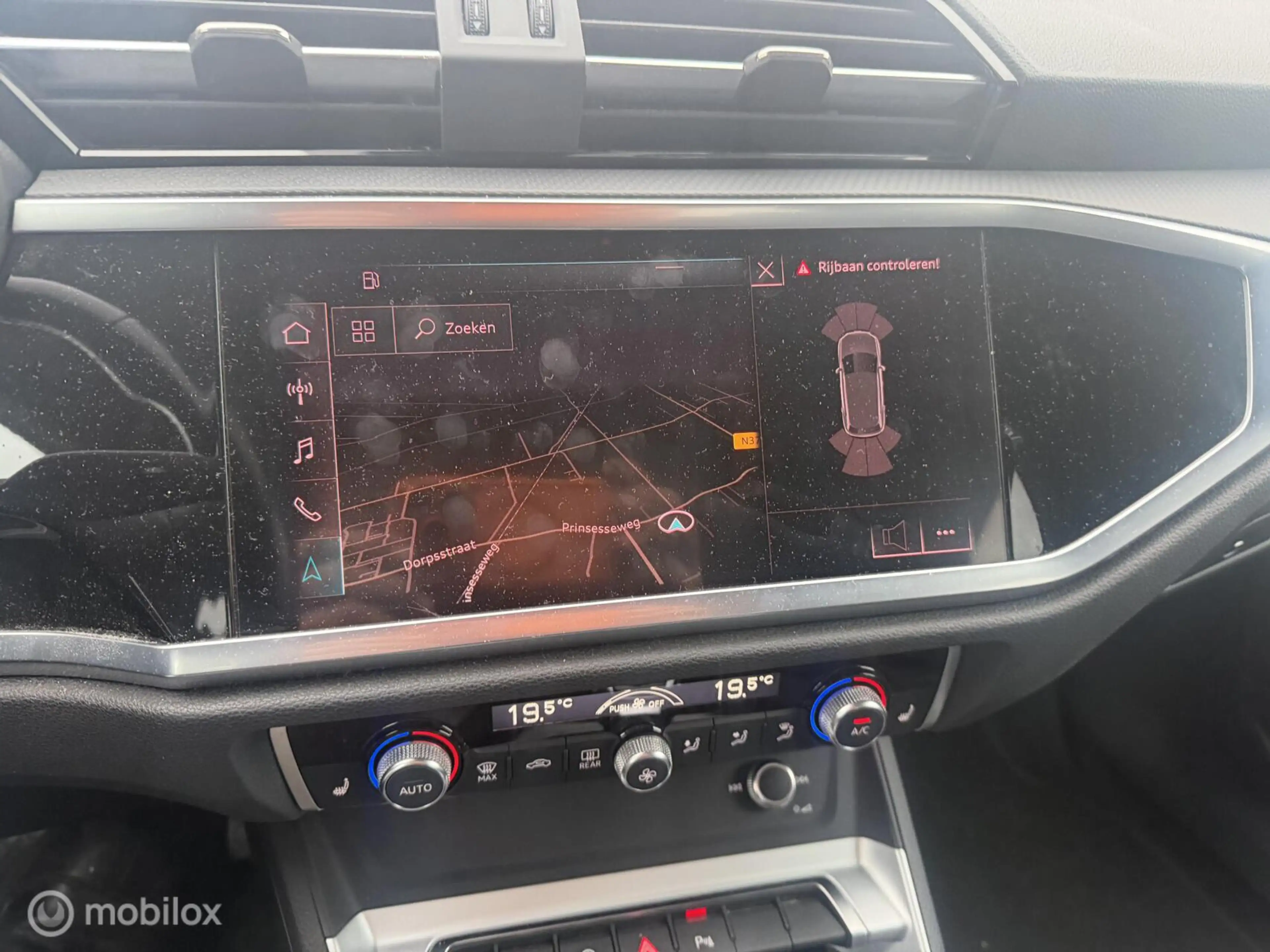 Audi Q3 35 TFSI S Line Pro Line S — photo 13