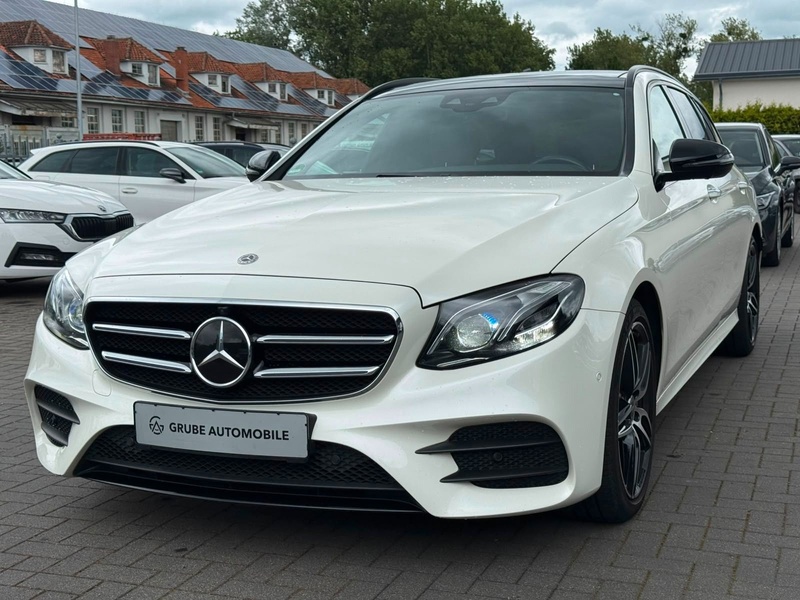 Mercedes-Benz E 450 T 4Matic AMG Line PANO*MEMO*BURM*360°