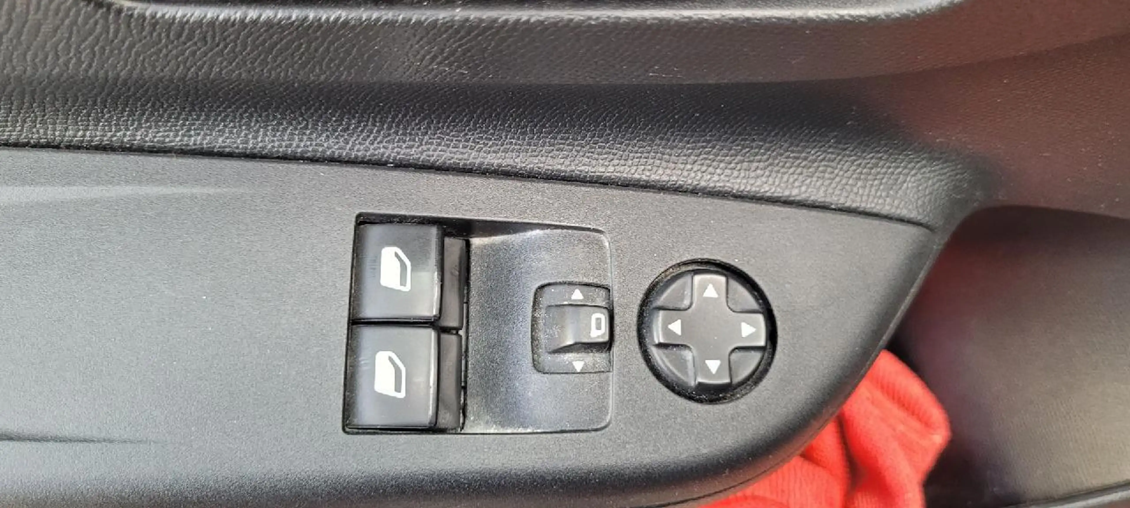 Opel Corsa-e e Edition — photo 10