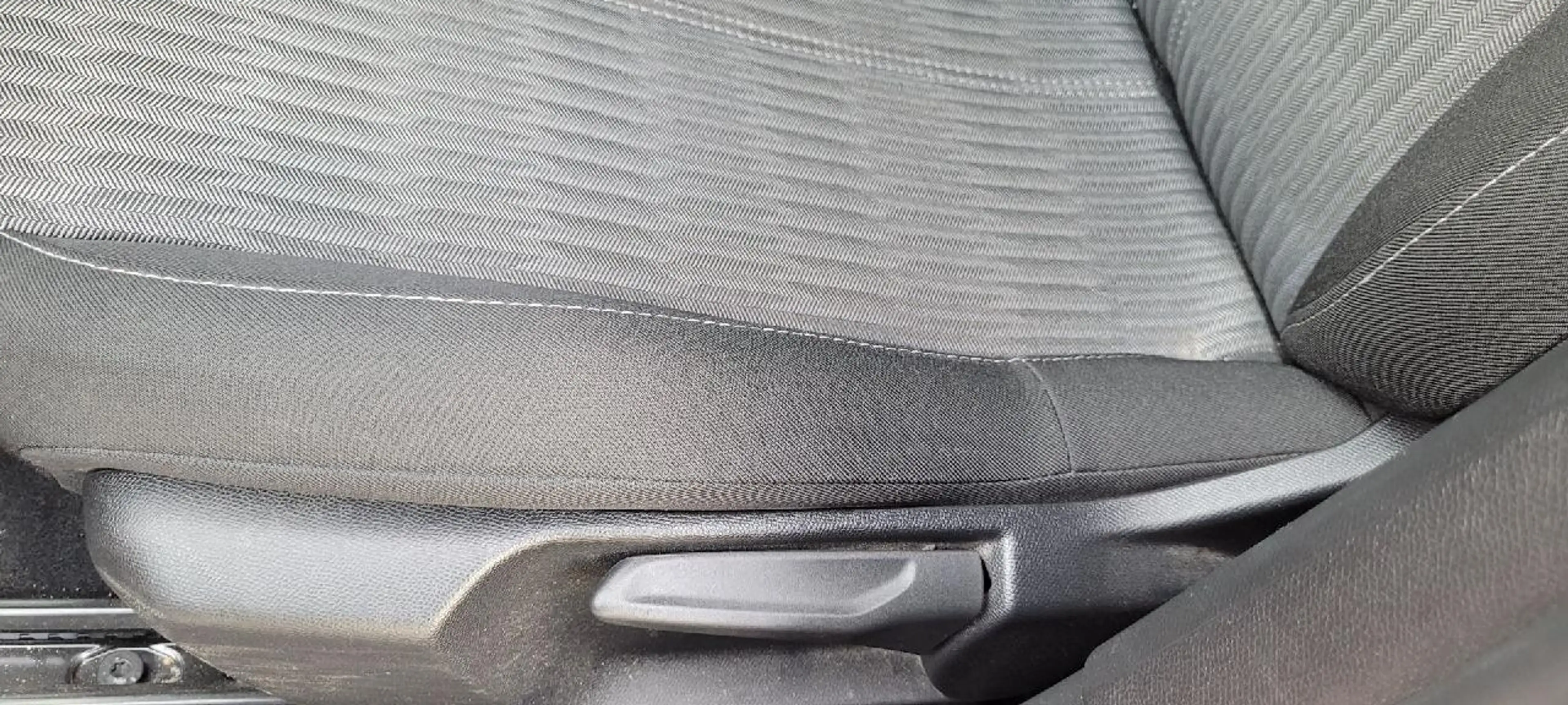 Opel Corsa-e e Edition — photo 12