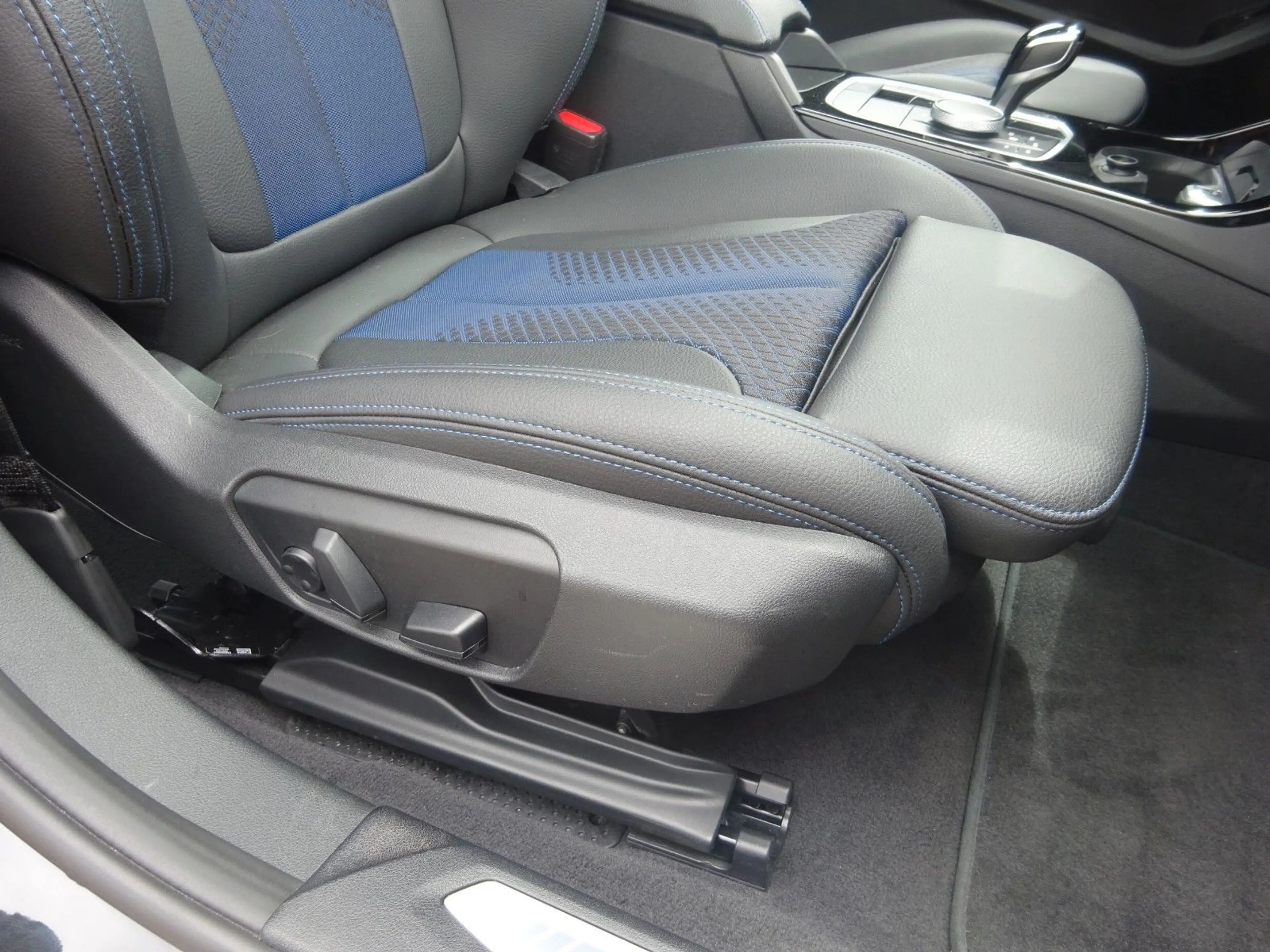 BMW 135 i xDrive 306PS Autm. Pano HUD Harman — photo 13