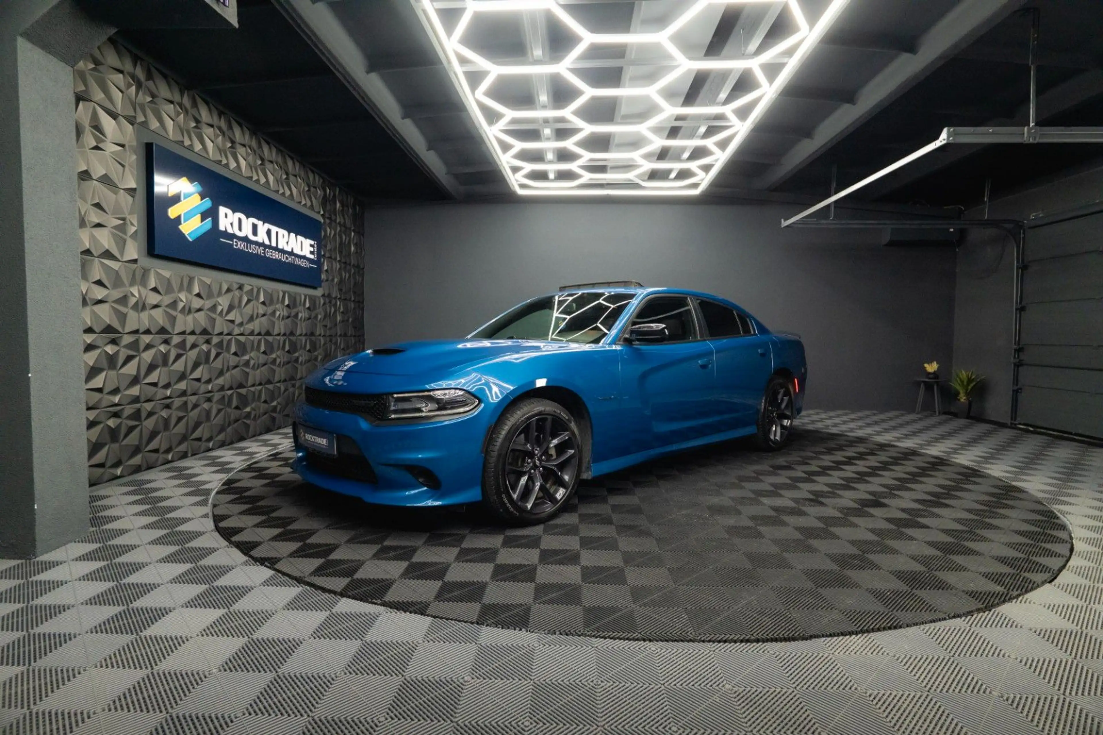 Dodge Charger 5.7 V8 HEMI R/T Night-Paket Performance