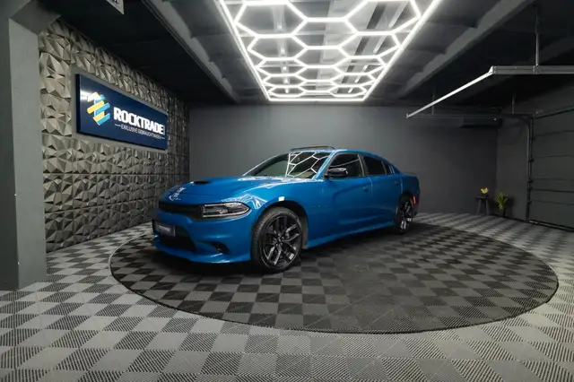 Dodge Charger 5.7 V8 HEMI R/T Night-Paket Performance