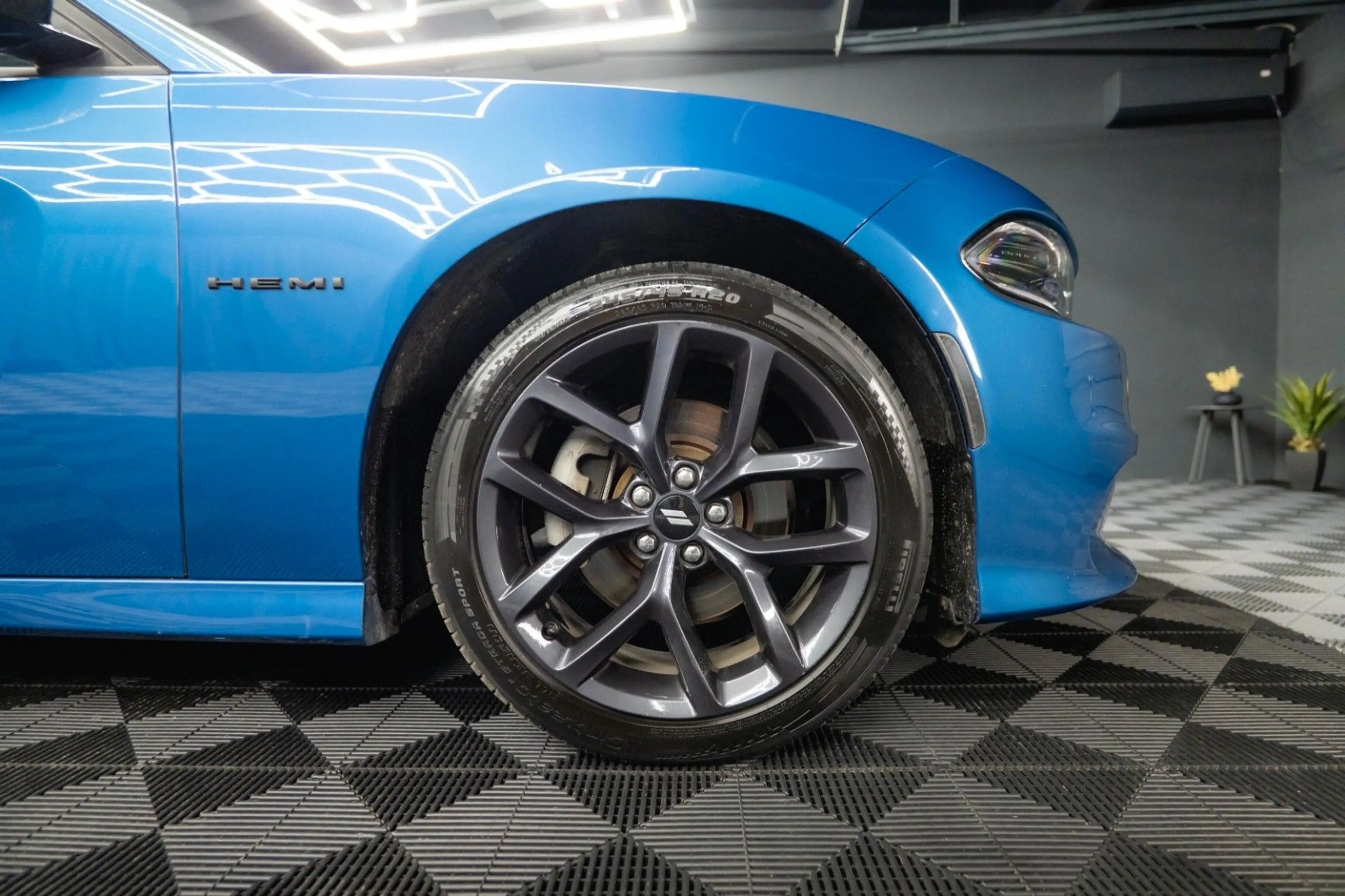 Dodge Charger 5.7 V8 HEMI R/T Night-Paket Performance — photo 13