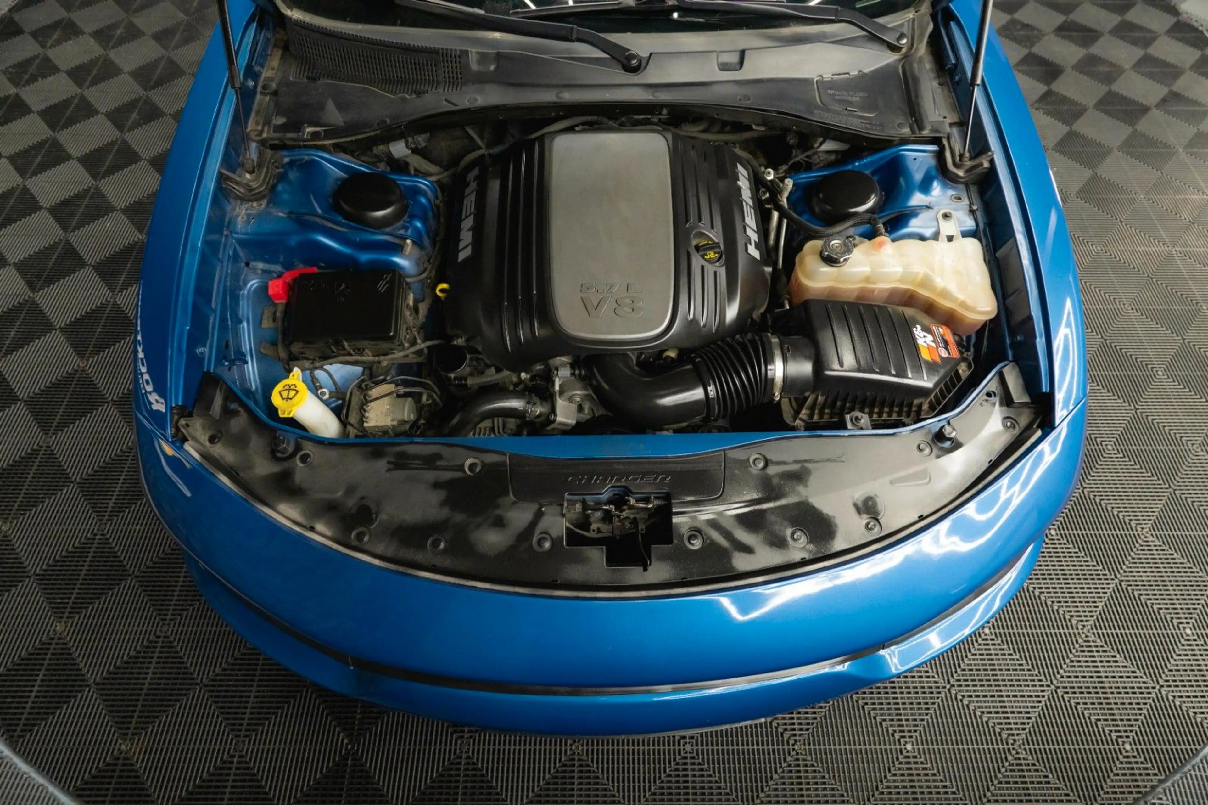 Dodge Charger 5.7 V8 HEMI R/T Night-Paket Performance — photo 5