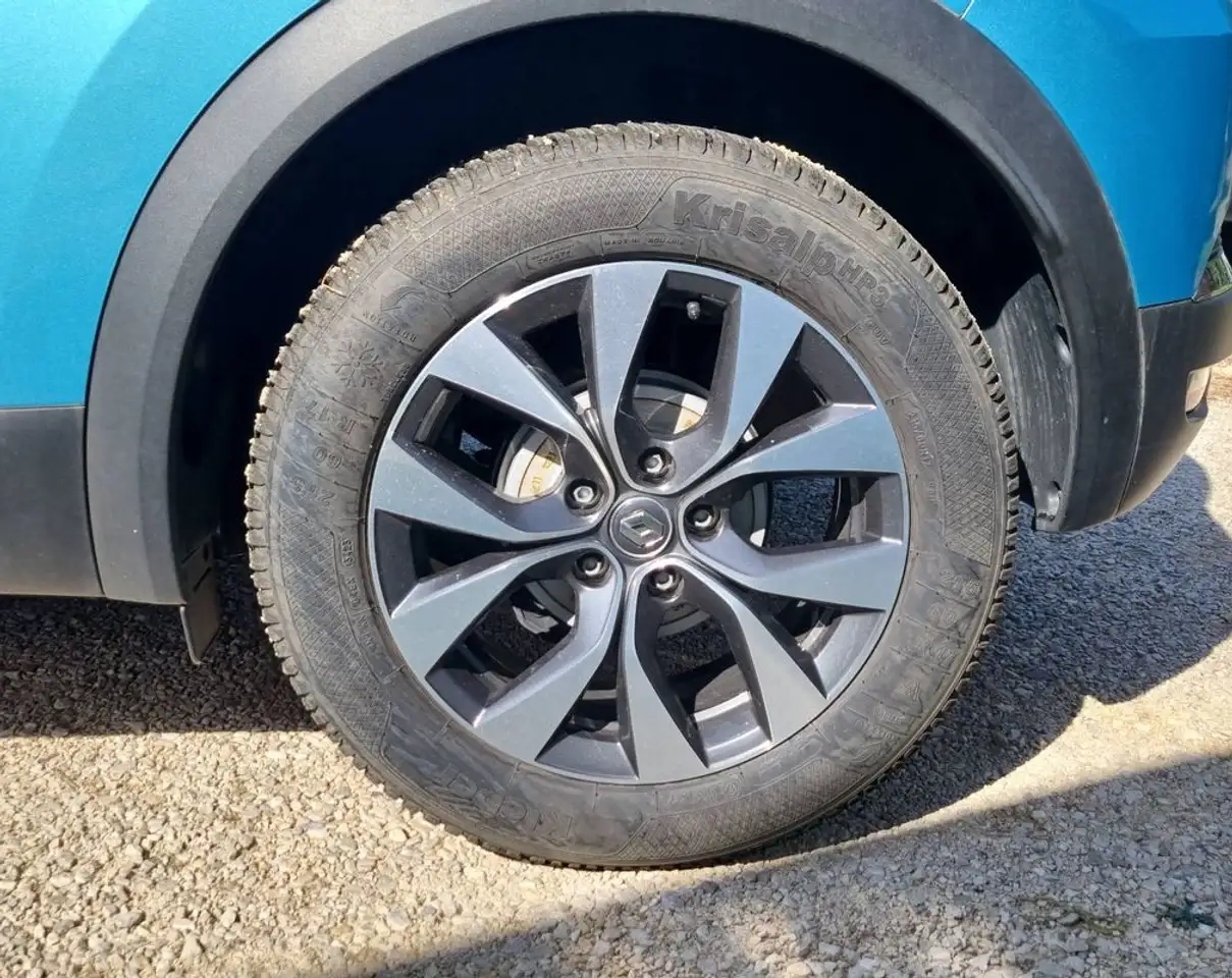 Renault Captur — photo 19