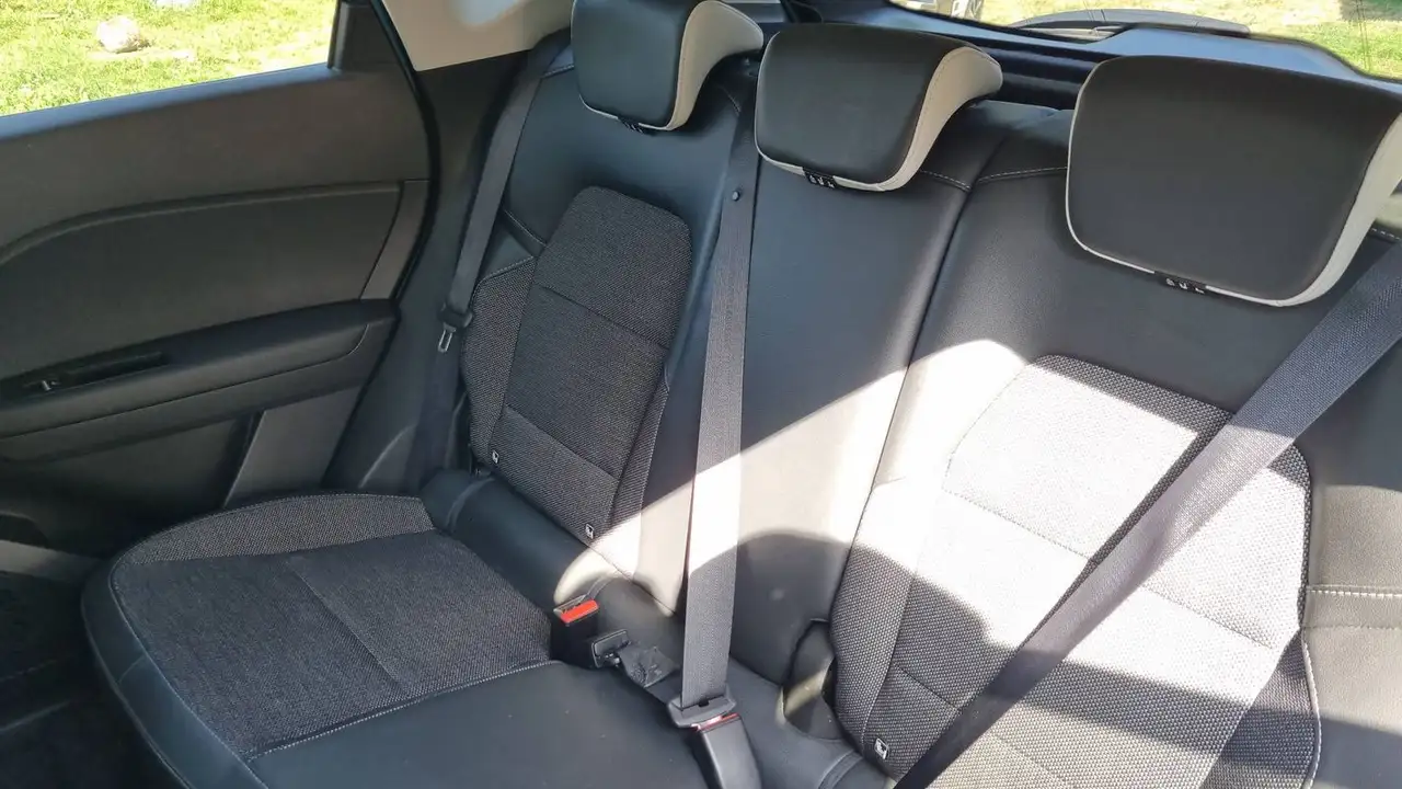 Renault Captur — photo 9