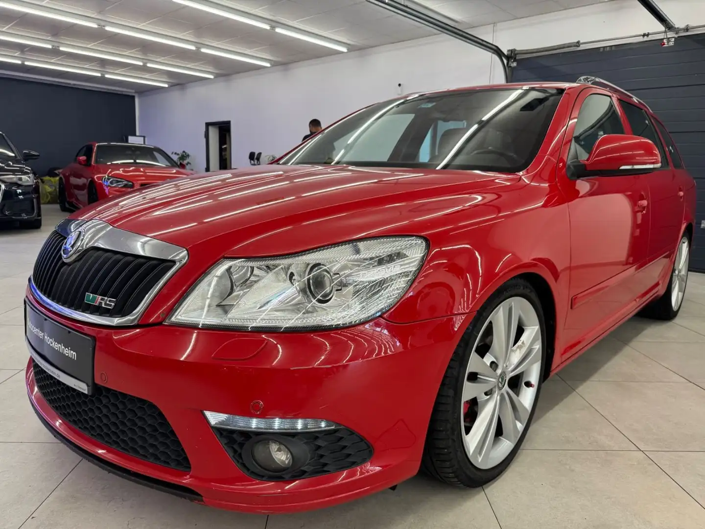 Skoda Octavia Combi RS Rot - 2
