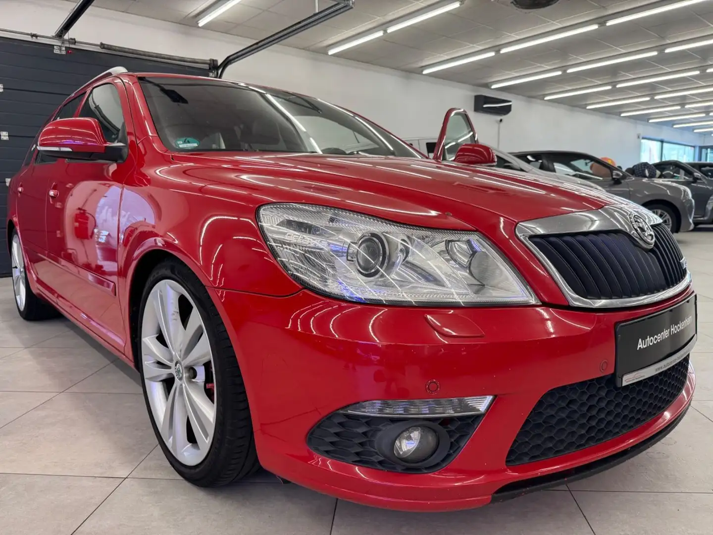 Skoda Octavia Combi RS Rot - 1