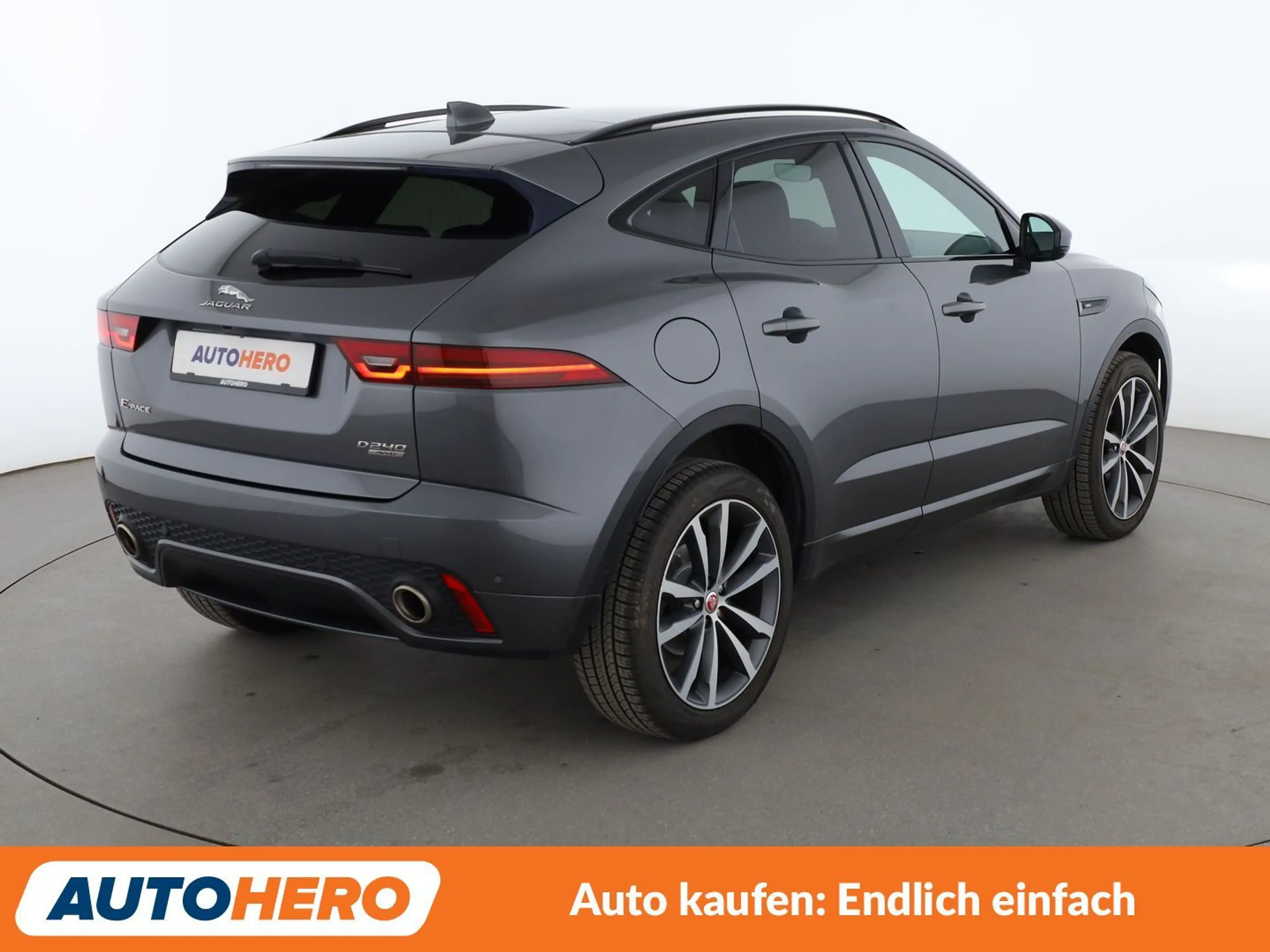 Jaguar E-Pace D240 R-Dynamic SE AWD Aut*NAVI*LED*ACC*CAM*PDC*SHZ — photo 6