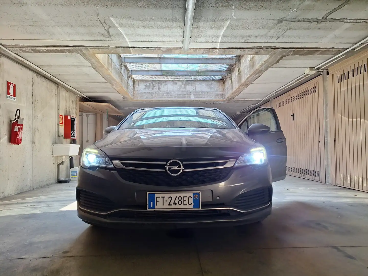 Opel Astra 5p 1.6 t sht Opc Line s&s 200cv my19 - 2