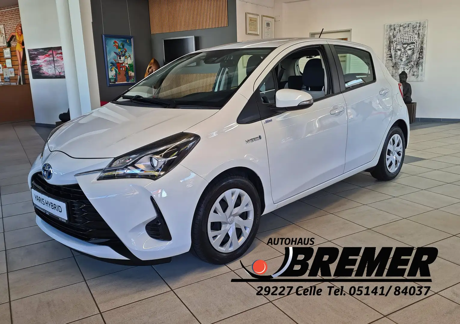 Toyota Yaris Yaris Hybrid Hybrid 1.5 VVT-i Comfort + SHZ Weiß - 1