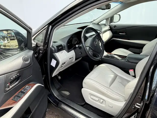 Lexus RX view 12