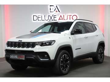 1.3 PHEV Turbo T4 240 4xe eAWD Trailhawk BVA
