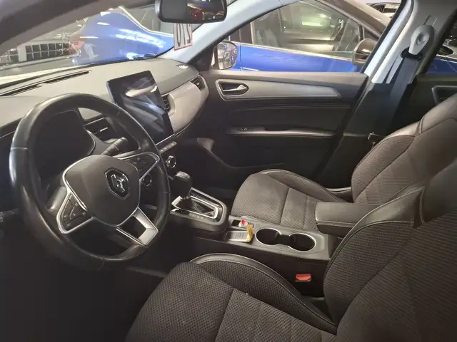 Renault Arkana view 5