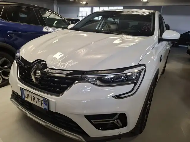 Renault Arkana view 12