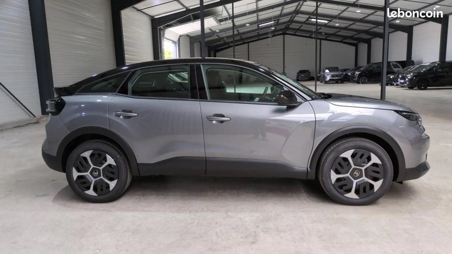 Citroen C4 Citroën HYBRIDE 145 E-DCS6 PLUS %2B SIEGES CHAUFFANTS Grijs - 2