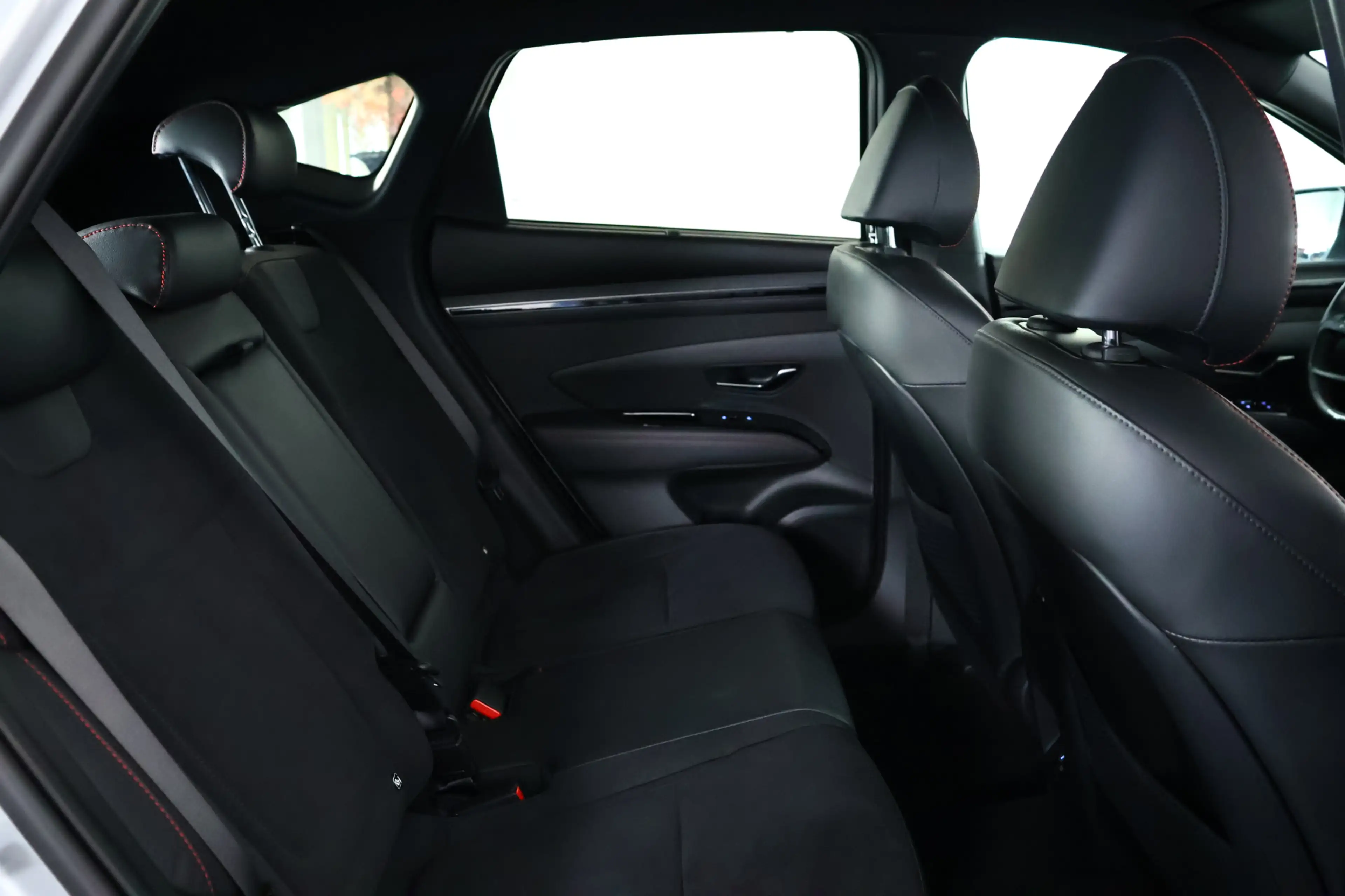 Hyundai TUCSON 1.6 T-GDI PHEV N-Line 4WD Navi / ACC / LED / CarPl — photo 14