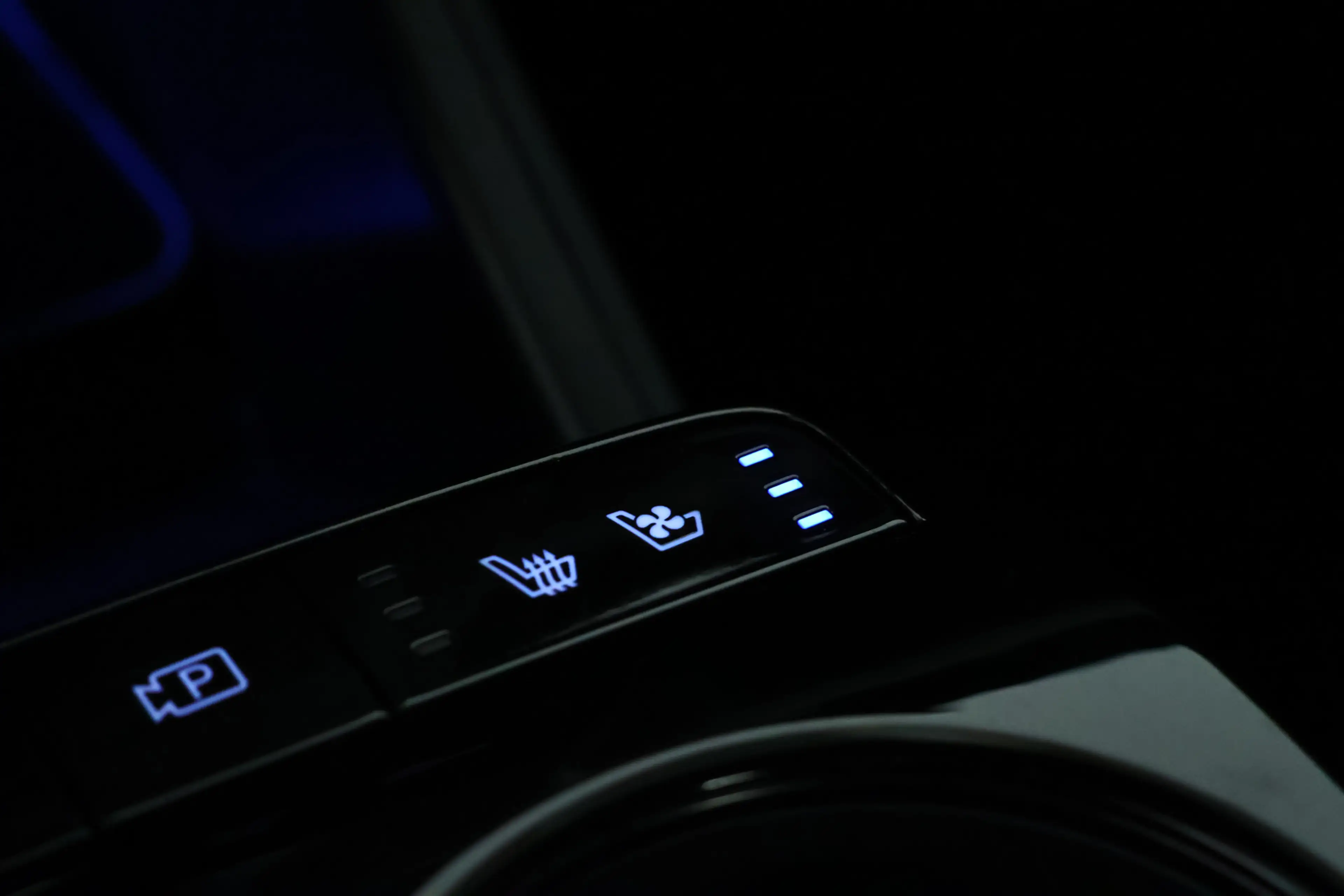 Hyundai TUCSON 1.6 T-GDI PHEV N-Line 4WD Navi / ACC / LED / CarPl — photo 34