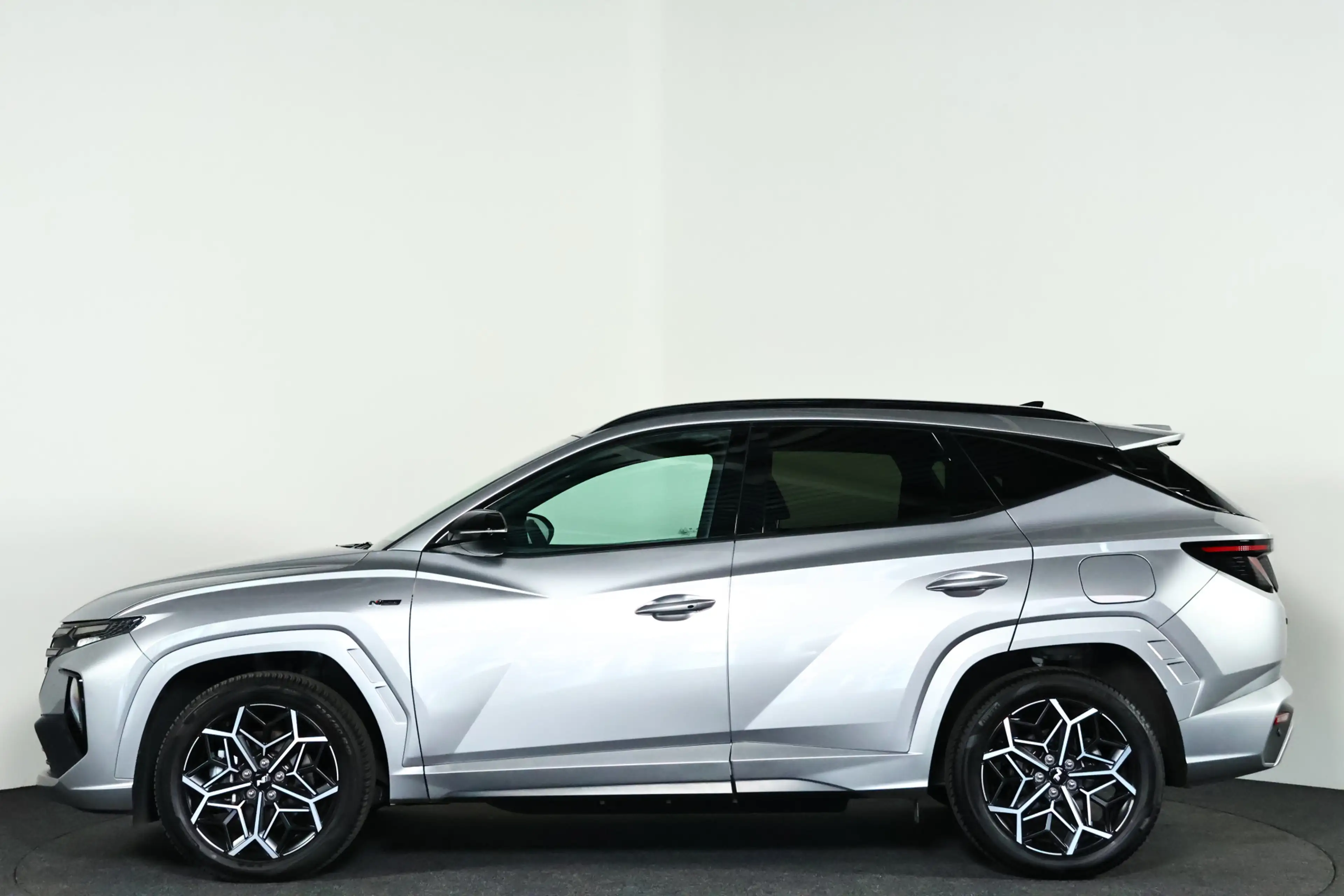 Hyundai TUCSON 1.6 T-GDI PHEV N-Line 4WD Navi / ACC / LED / CarPl — photo 37
