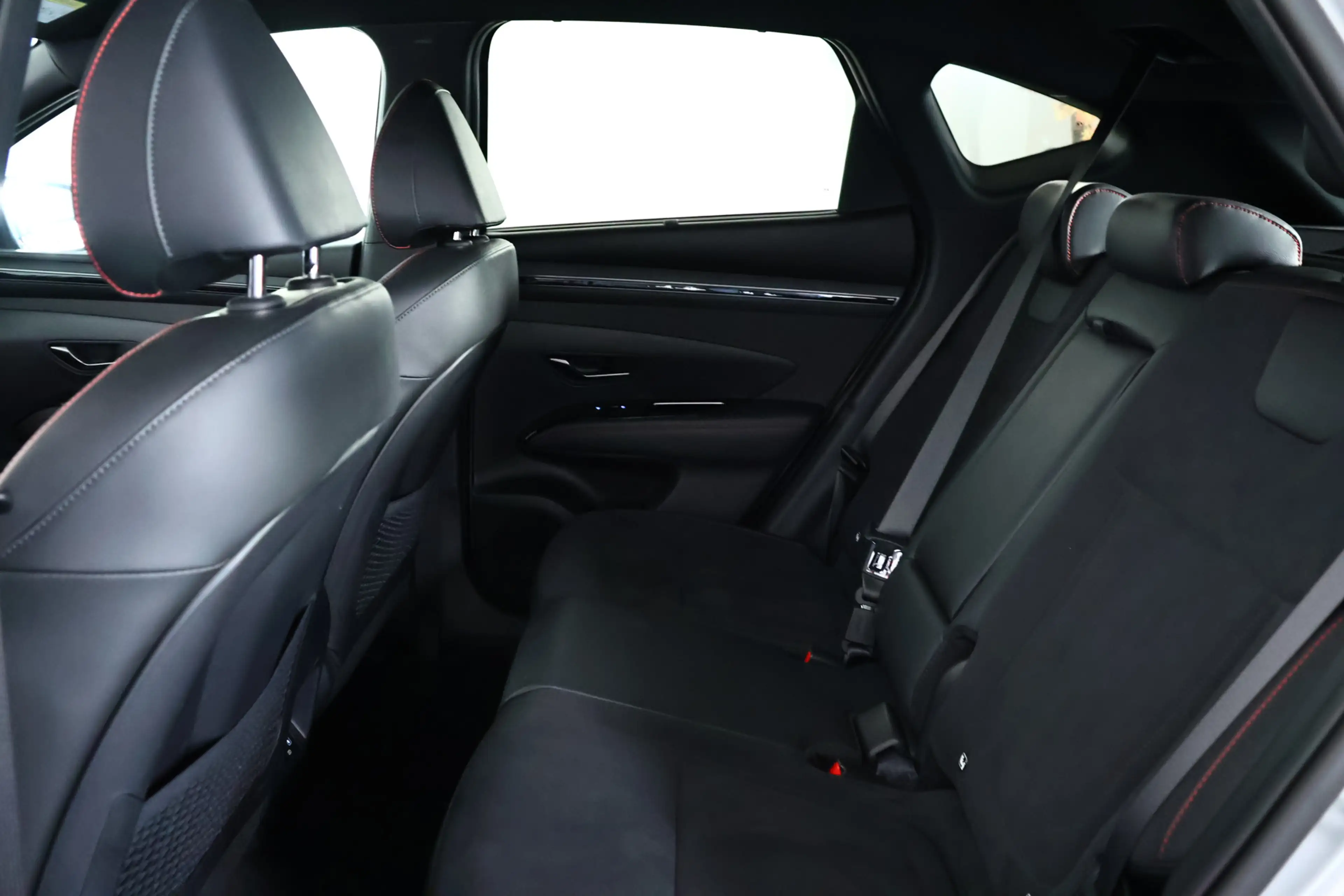 Hyundai TUCSON 1.6 T-GDI PHEV N-Line 4WD Navi / ACC / LED / CarPl — photo 13